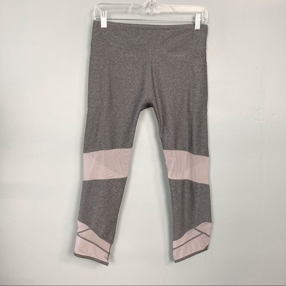 𝅺heart R8 Activewear Cropped Mesh Panel Leggings - Picture 1 of 14